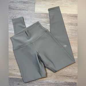 Alo Yoga Airlift High Waist 7/8 Leggings